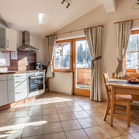 Pension Edelweiss Breitenbach am Inn エクステリア 写真