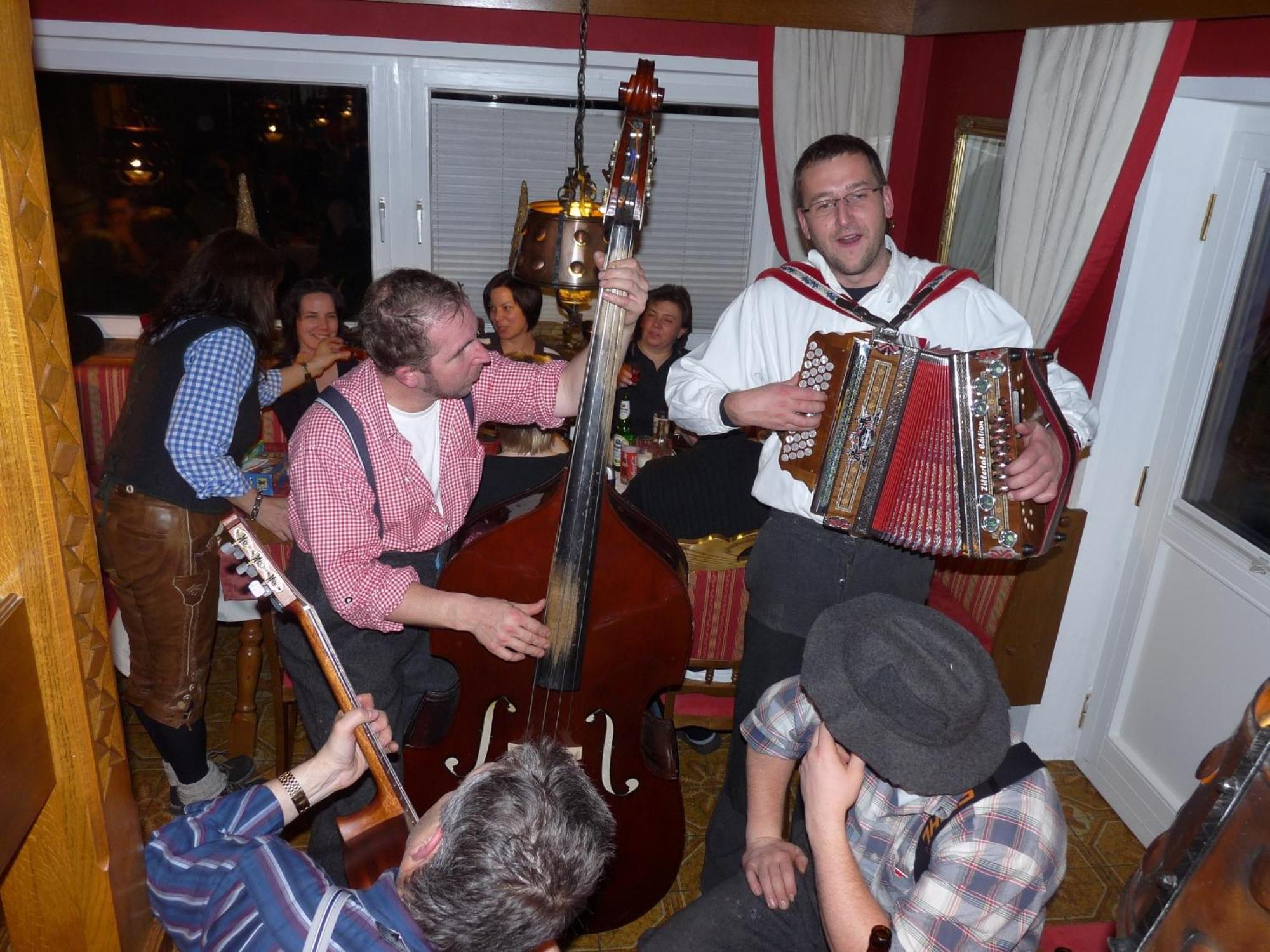 Pension Edelweiss Breitenbach am Inn エクステリア 写真