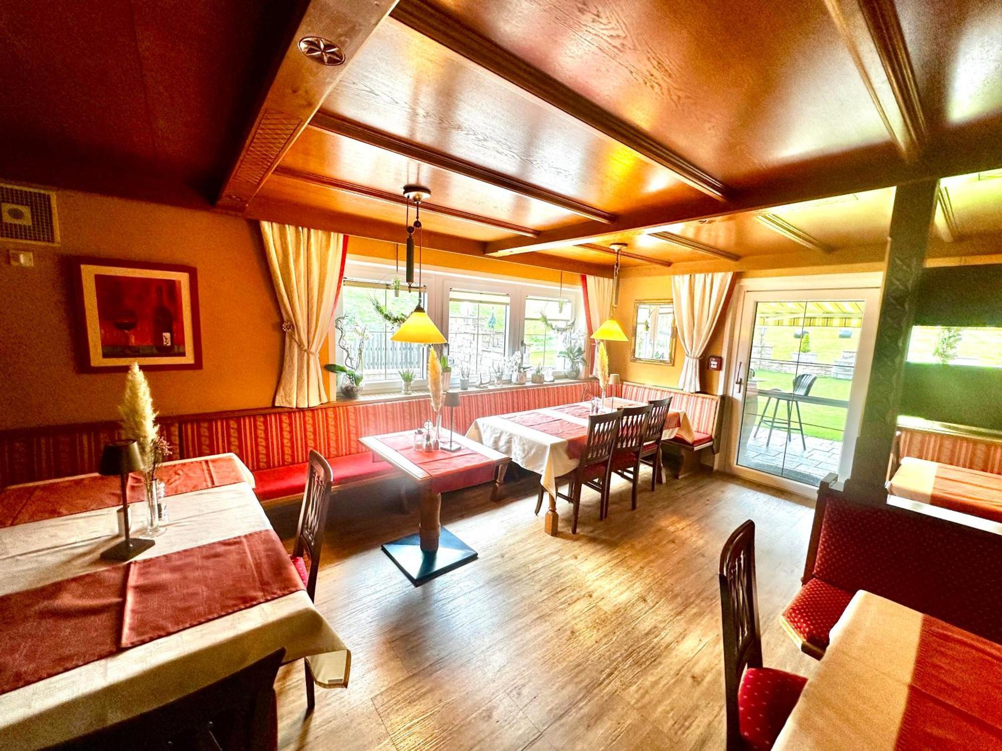 Pension Edelweiss Breitenbach am Inn エクステリア 写真