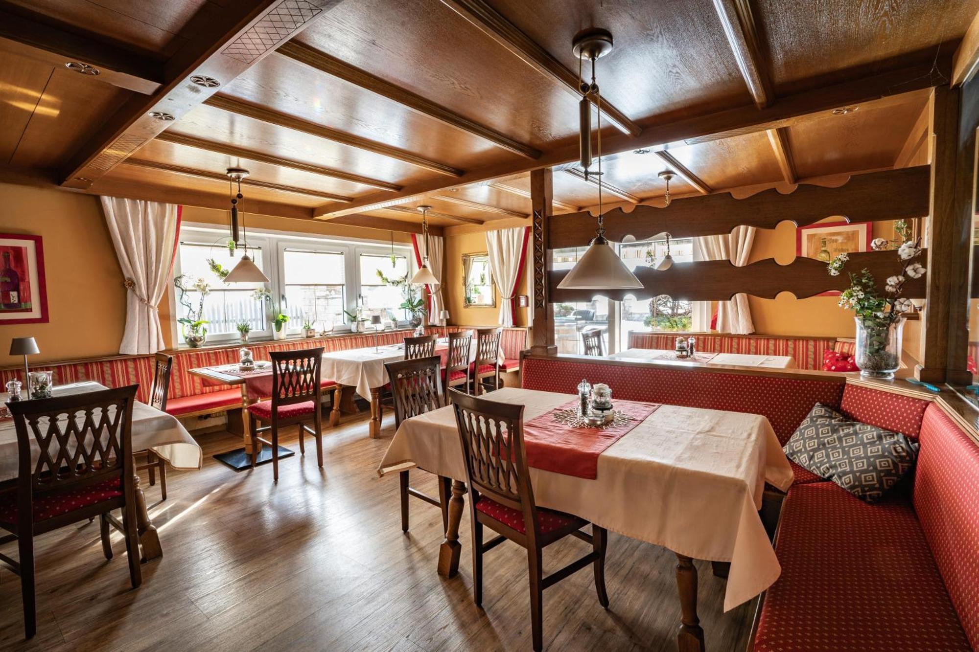 Pension Edelweiss Breitenbach am Inn エクステリア 写真
