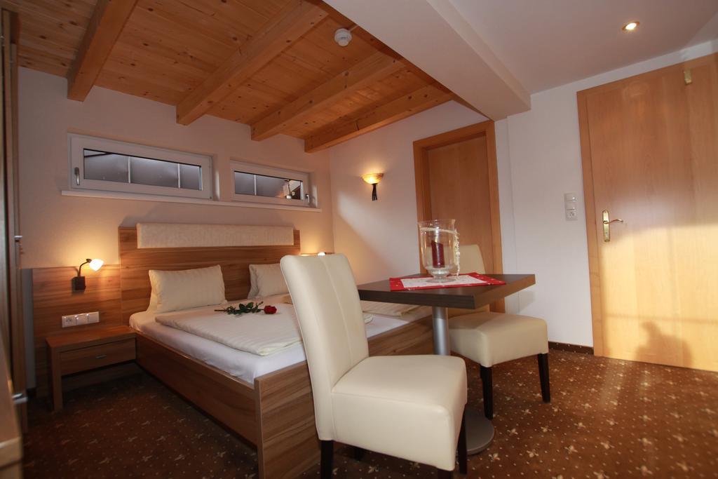 Pension Edelweiss Breitenbach am Inn 部屋 写真