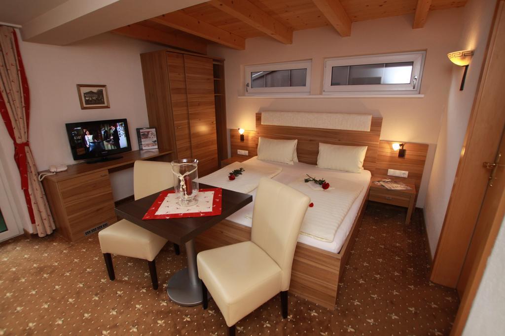 Pension Edelweiss Breitenbach am Inn 部屋 写真